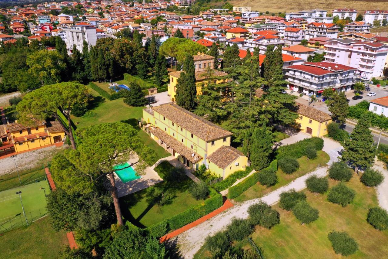 Agriturismo Villa Irelli Castellalto Экстерьер фото